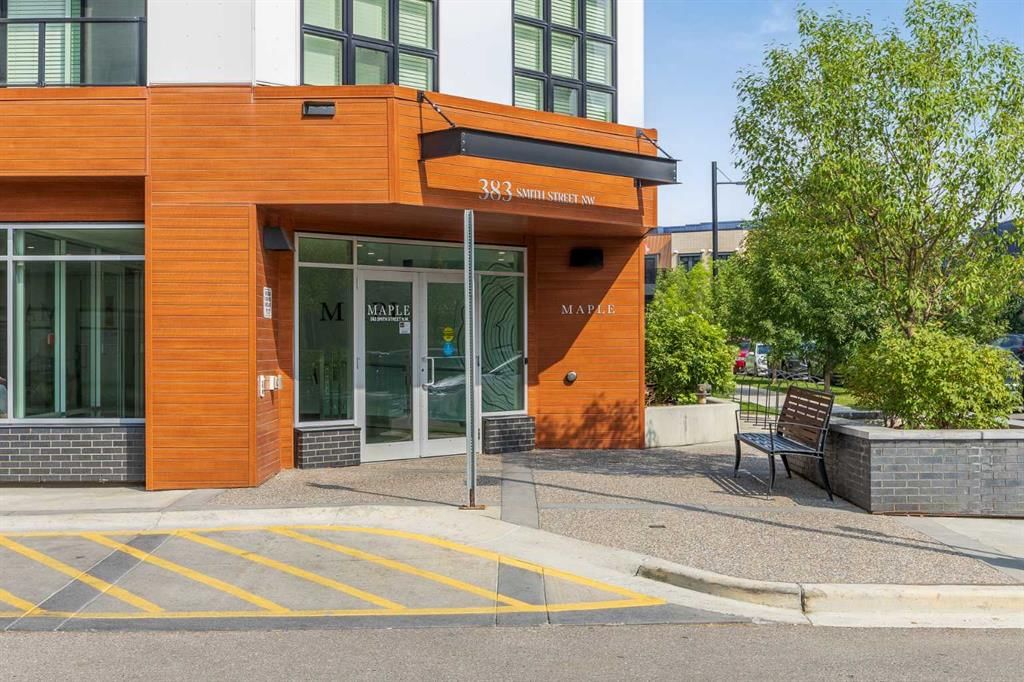 119, 383 Smith Street NW, Calgary — photo 2 of 40