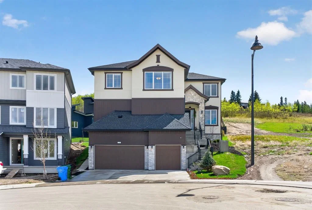 148 Crestridge Terrace SW, Calgary — photo 2 of 43