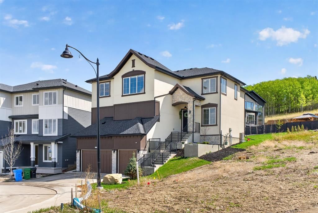 148 Crestridge Terrace SW, Calgary — photo 3 of 43