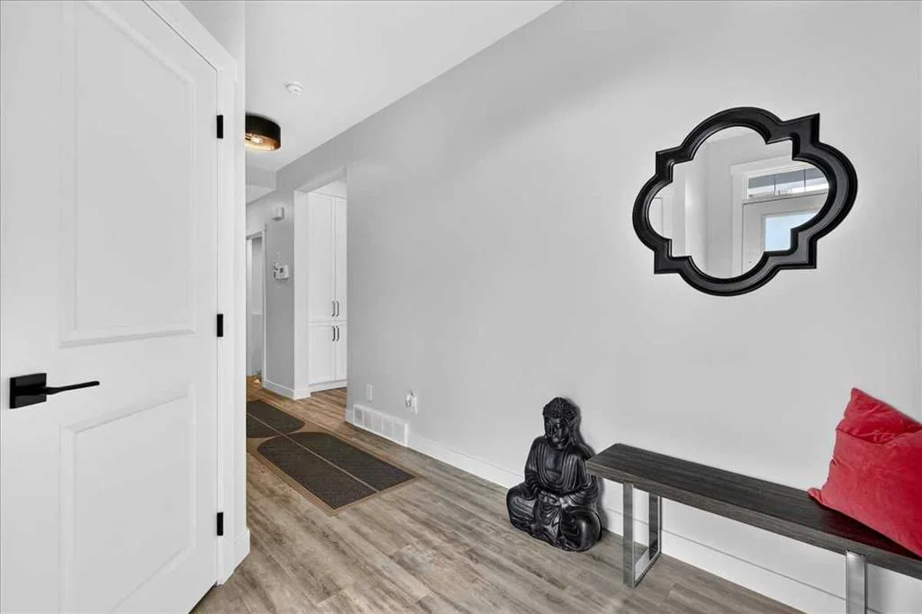 188 Belmont Terrace SW, Calgary — photo 2 of 48