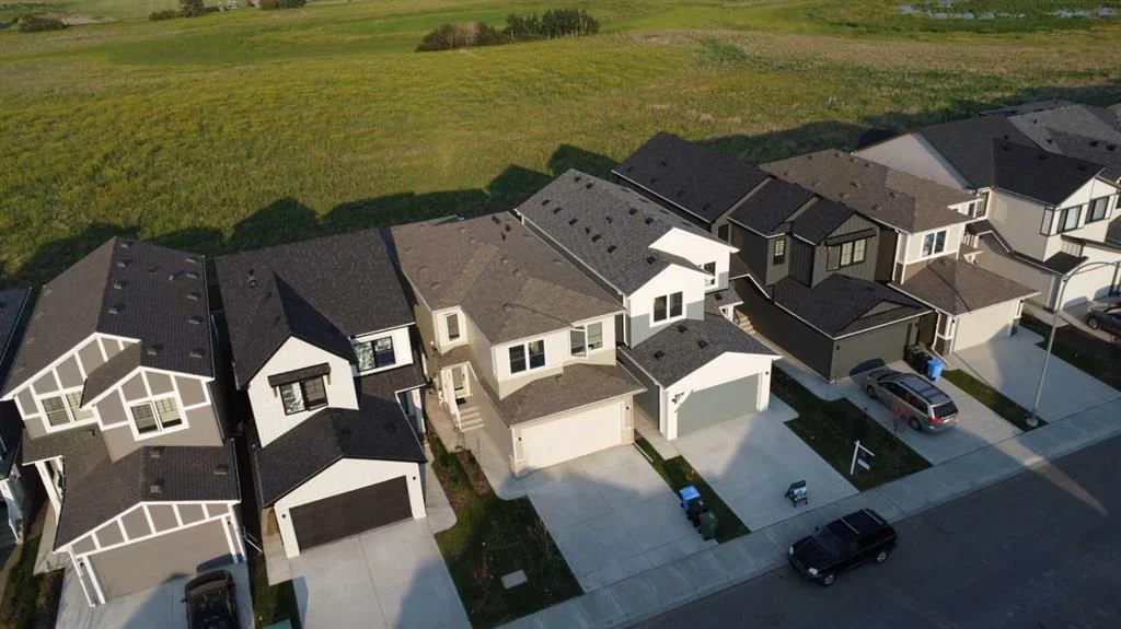 143 Belvedere Crescent SE, Calgary — main listing photo