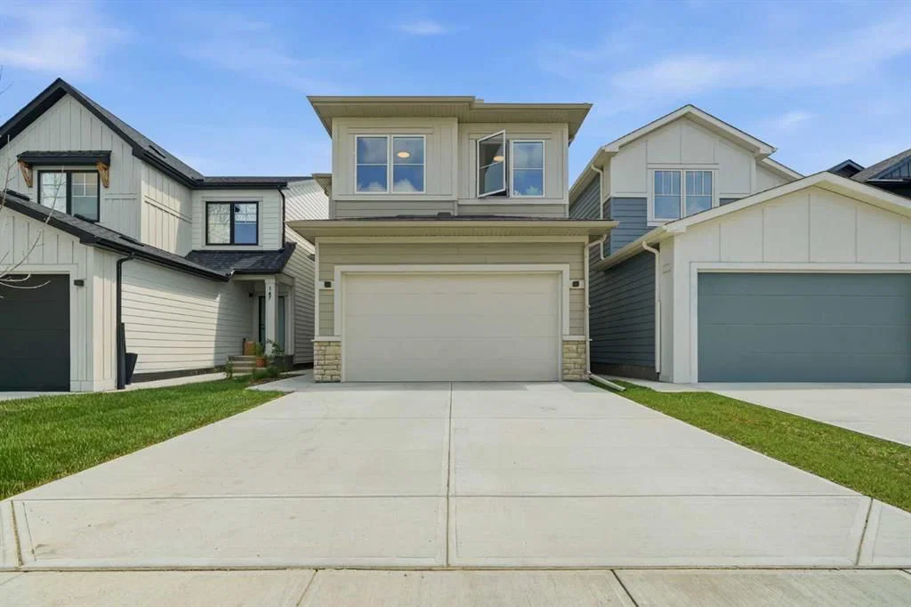 143 Belvedere Crescent SE, Calgary — photo 3 of 40