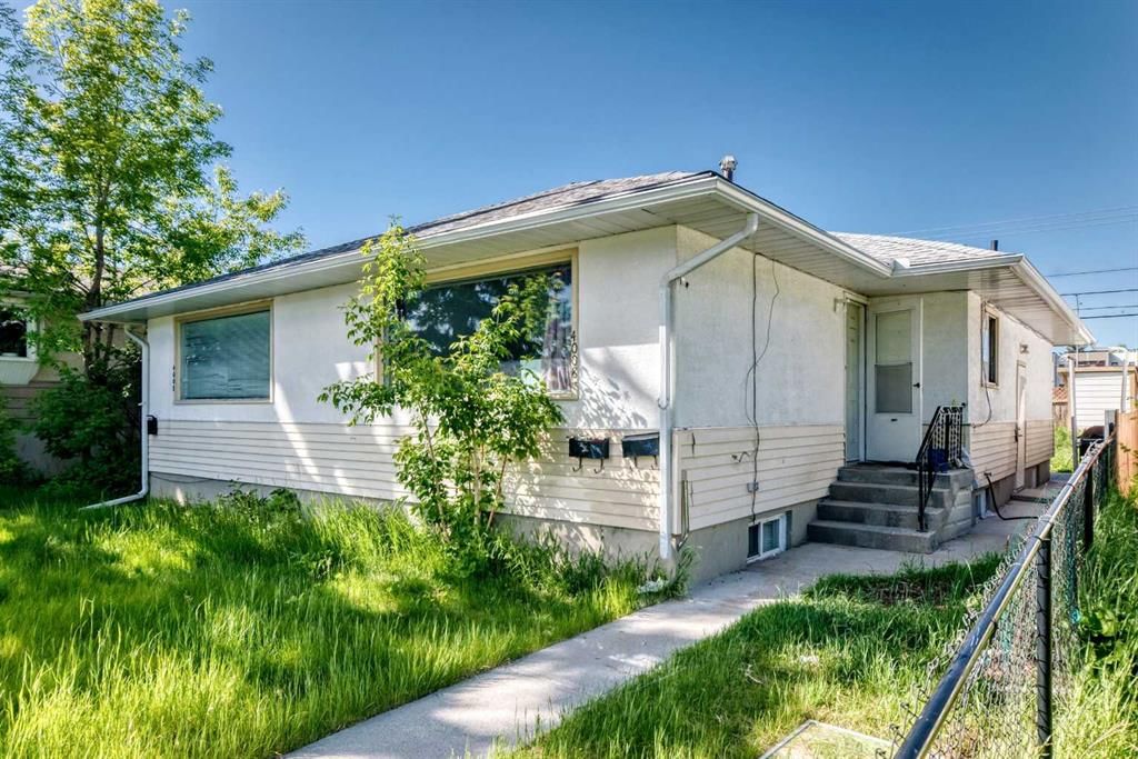 4004 7 Avenue SW, Calgary — photo 4 of 46
