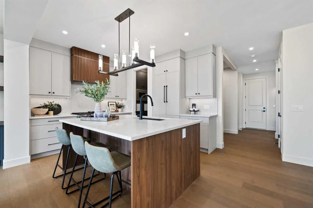 52 Patterson Rise SW, Calgary — photo 4 of 41