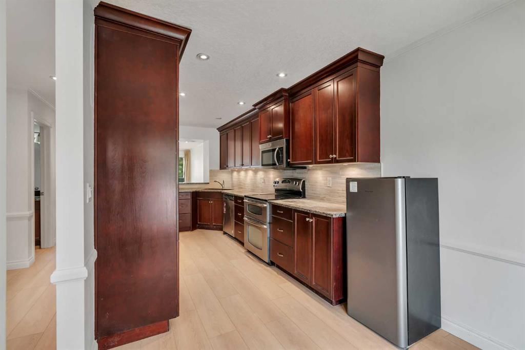 8, 834 2 Avenue NW, Calgary — photo 5 of 24