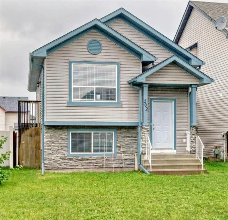 202 Saddlemead Green NE, Calgary — main listing photo