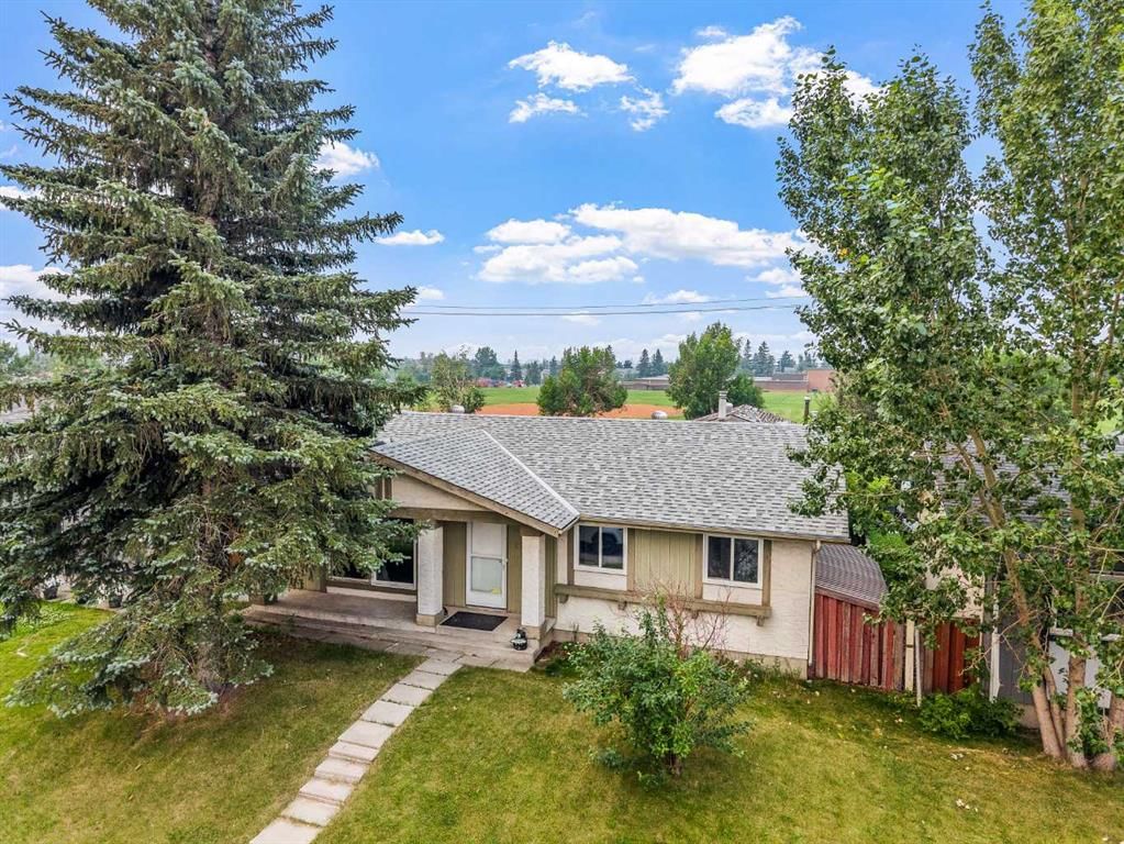 227 Manora Crescent NE, Calgary — main listing photo