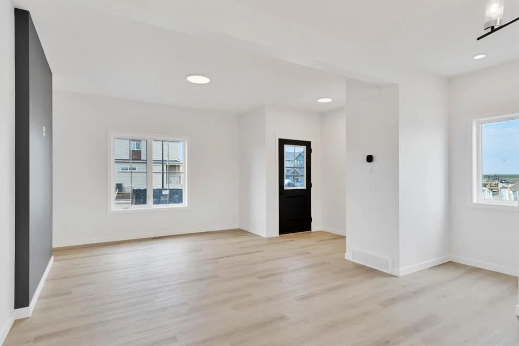 65 Lewiston Street NE, Calgary — photo 2 of 7
