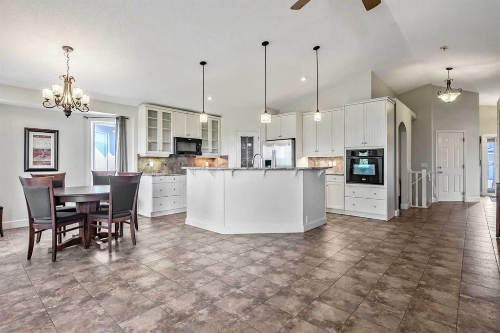 443 Riverside Green NW, High River — photo 5 of 29