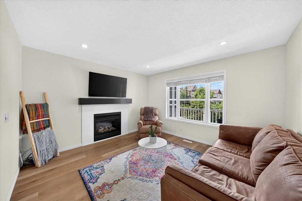 138 Copperpond Heights SE, Calgary — photo 2 of 45