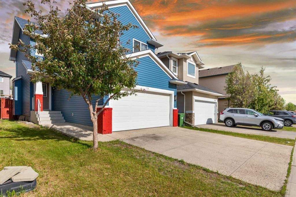 124 Saddlecrest Boulevard NE, Calgary — photo 2 of 28