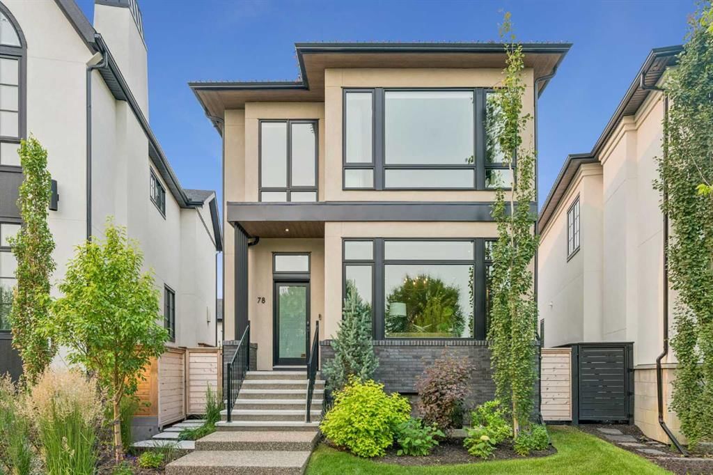 78 Valour Circle SW, Calgary — main listing photo