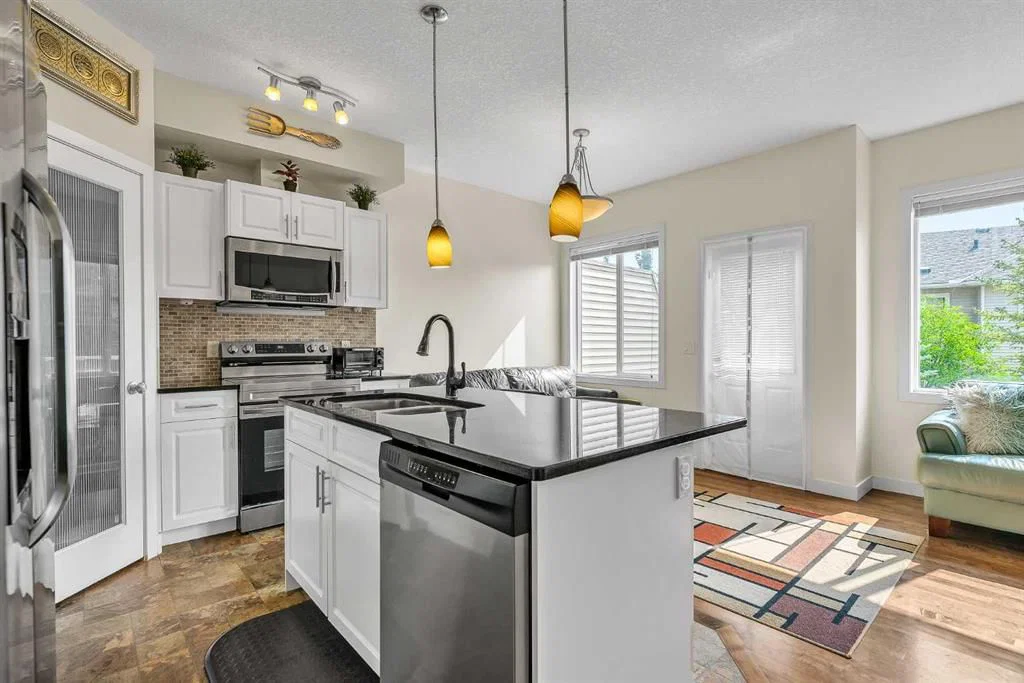 43 Sage Hill Common NW, Calgary — photo 5 of 39