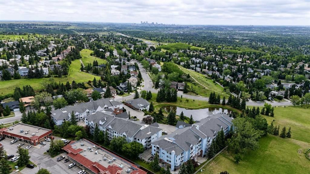 515, 3515 Hawksbrow Point NW, Calgary — main listing photo