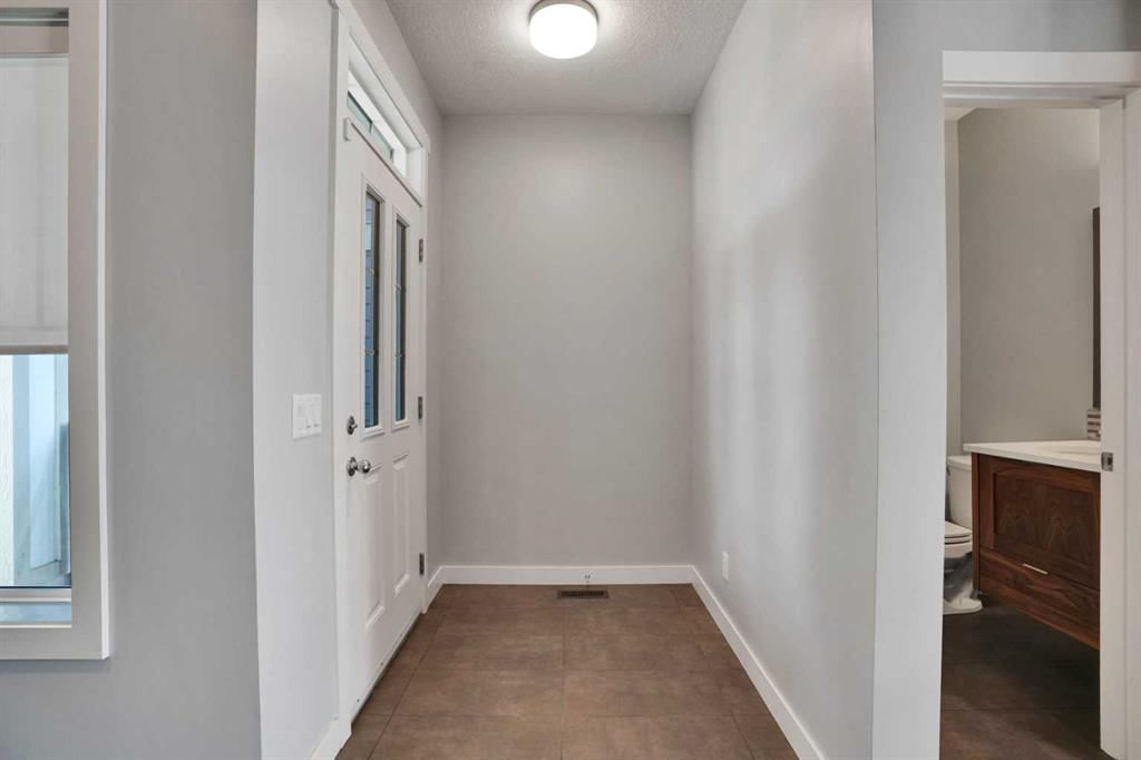 145 Marquis Common SE, Calgary — photo 3 of 49