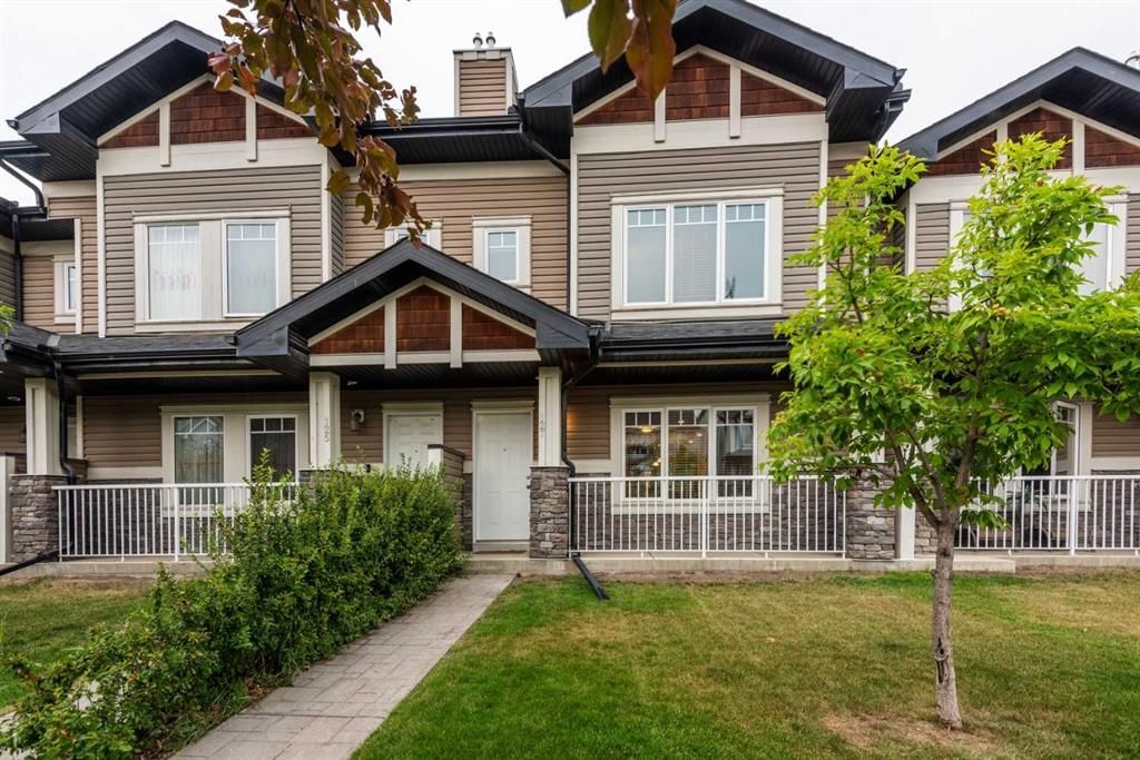 127 Prestwick Villas SE, Calgary — photo 2 of 25