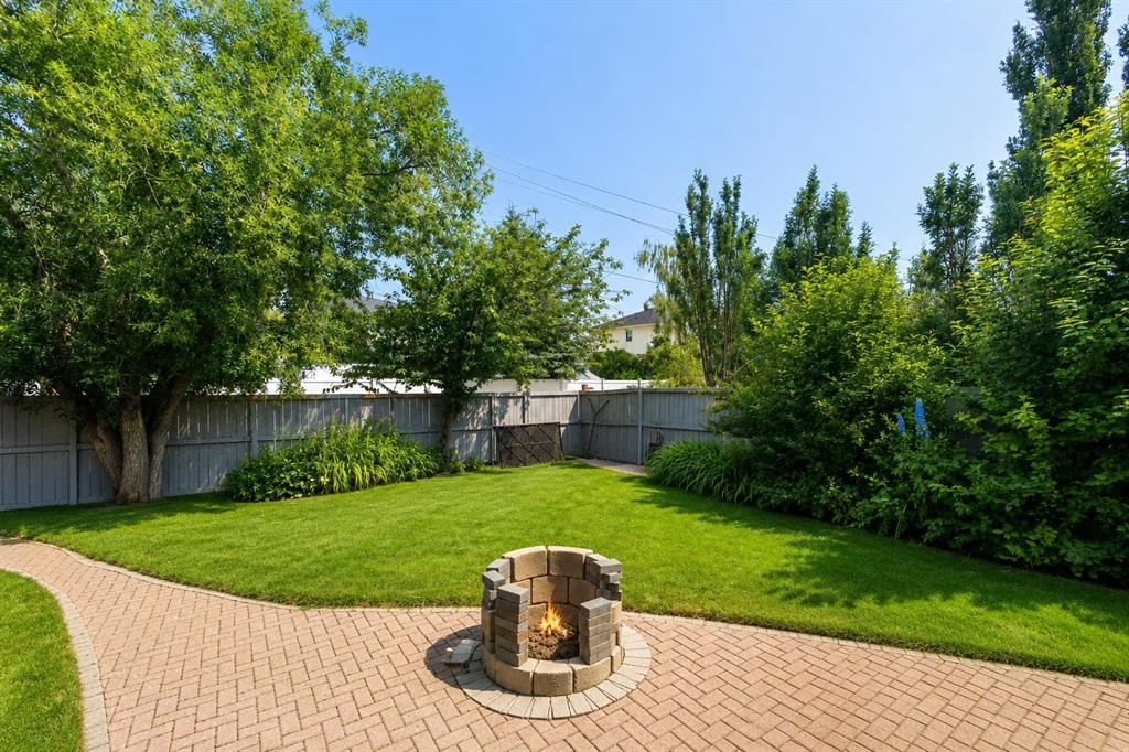 136 Harvest Hills Drive NE, Calgary — photo 3 of 31