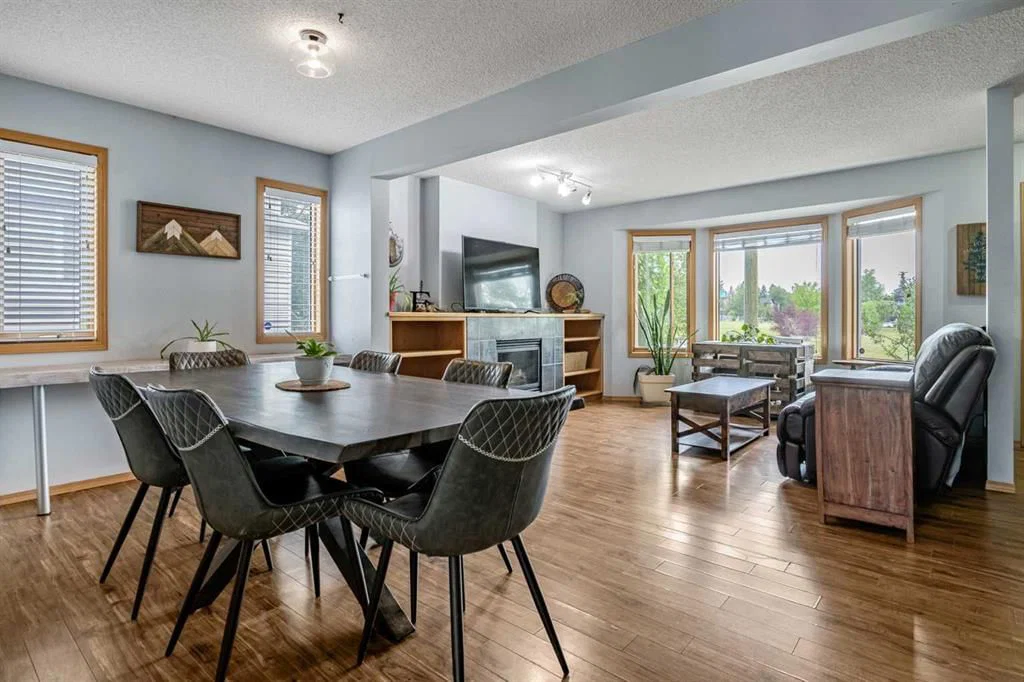 511 Killarney Glen Court SW, Calgary — photo 5 of 30