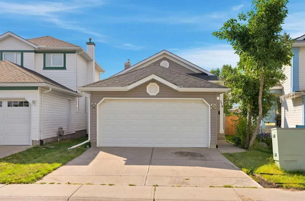 279 Coral Springs Circle NE, Calgary — photo 3 of 50