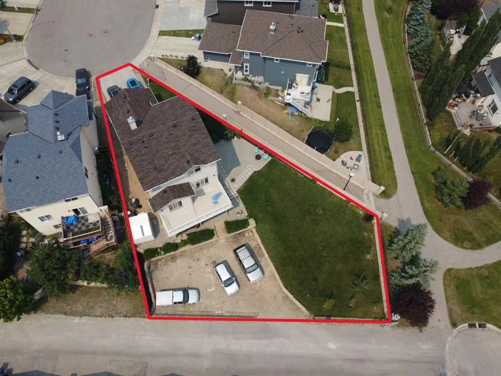 145 Panamount Place NW, Calgary — photo 3 of 50