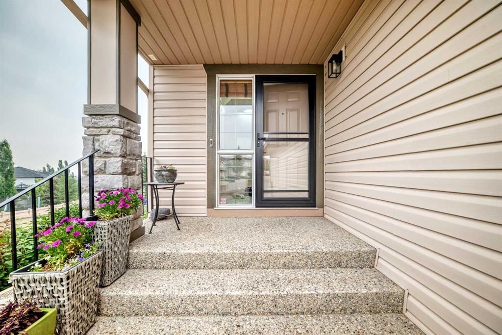 145 Panamount Place NW, Calgary — photo 4 of 50