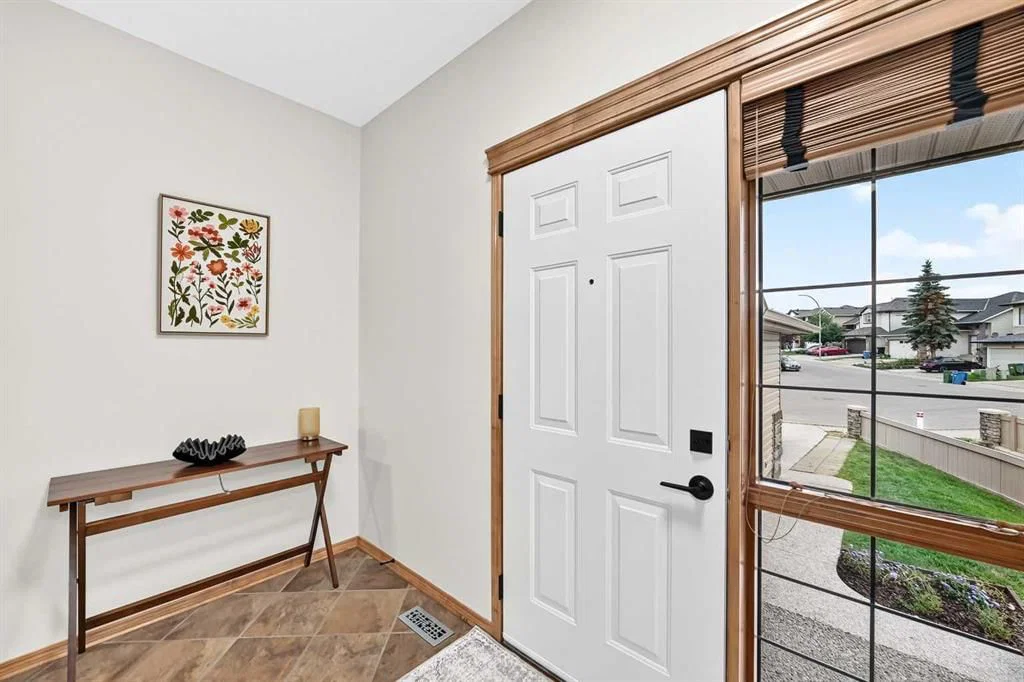 145 Panamount Place NW, Calgary — photo 5 of 50