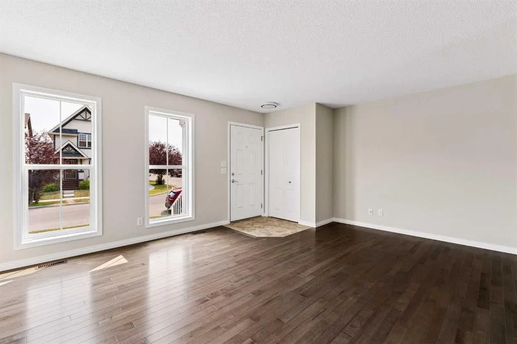 59 Elgin Meadows Park SE, Calgary — photo 4 of 48
