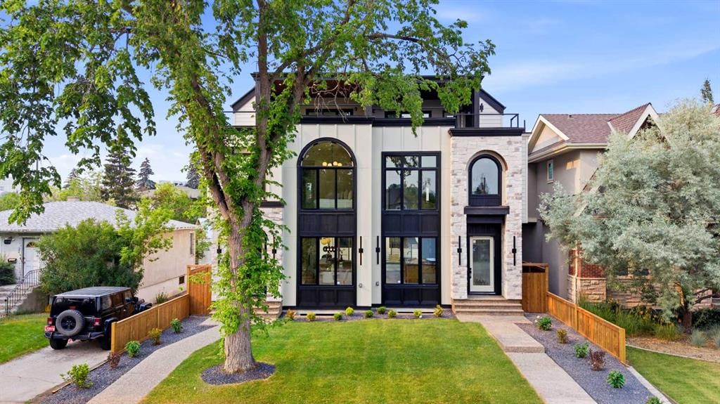 2714 3 Avenue NW, Calgary — main listing photo