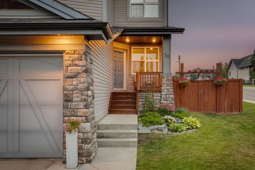 70 Cortina Way SW, Calgary — photo 2 of 34