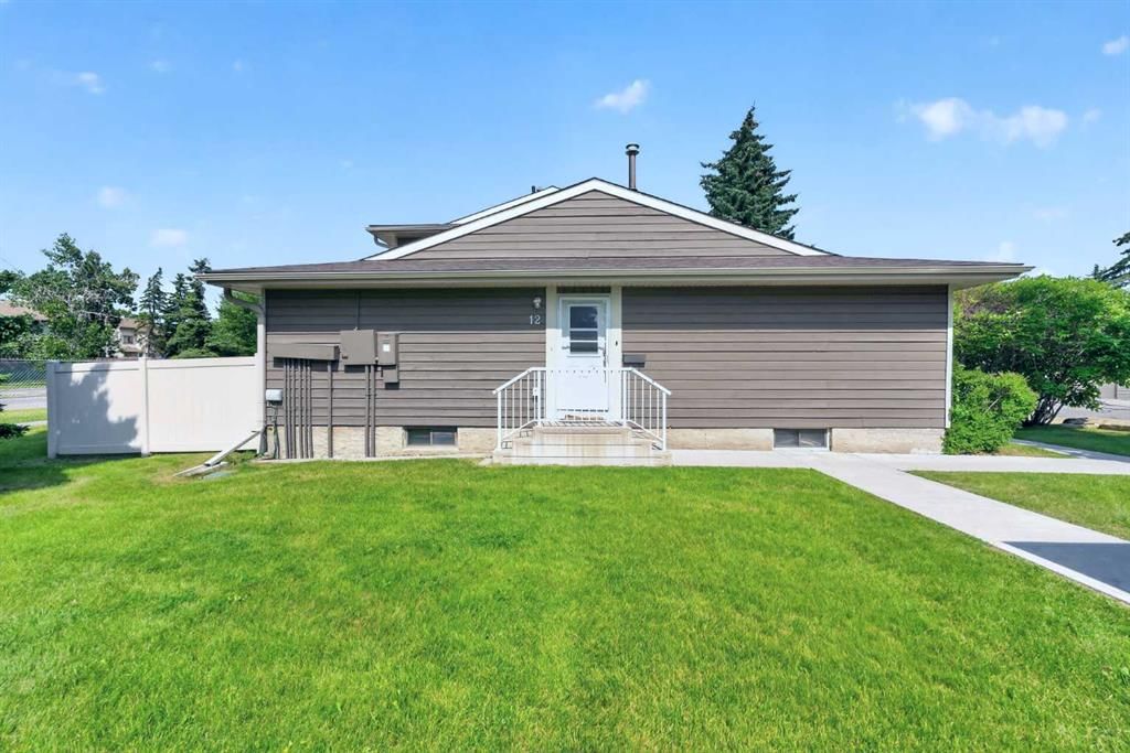 12, 14736 Deerfield Drive SE, Calgary — photo 3 of 36