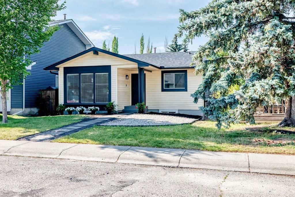 145 Sunvale Crescent SE, Calgary — main listing photo