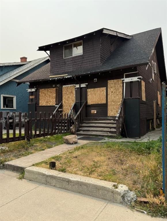 1703 12 Avenue SW, Calgary — photo 2 of 4