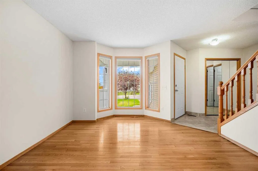 115 Macewan Park Circle, Calgary — photo 4 of 43