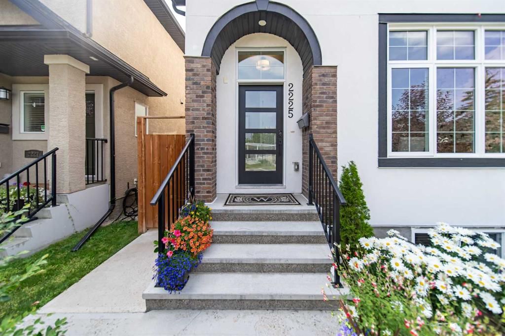2225 31 Street SW, Calgary — photo 2 of 50
