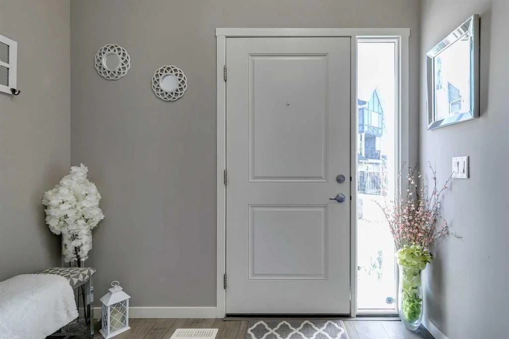 510 Nolanlake Villas NW, Calgary — photo 4 of 38