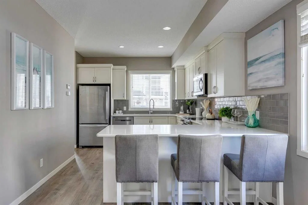 510 Nolanlake Villas NW, Calgary — photo 5 of 38