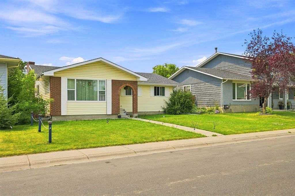 619 Whiteridge Road NE, Calgary — photo 3 of 45