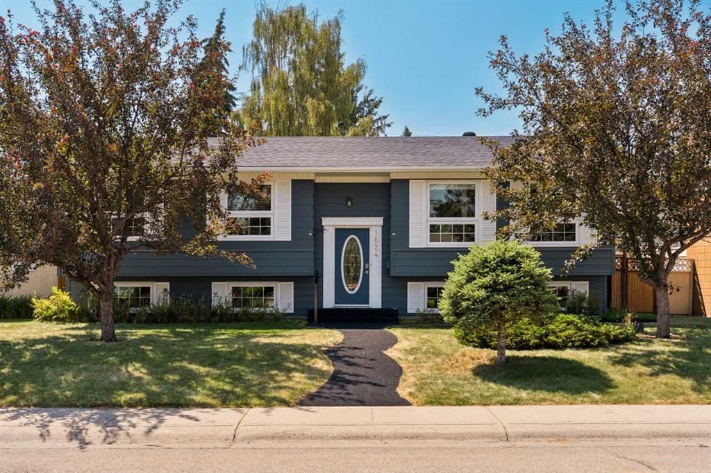 1824 Lake Bonavista Drive SE, Calgary — main listing photo