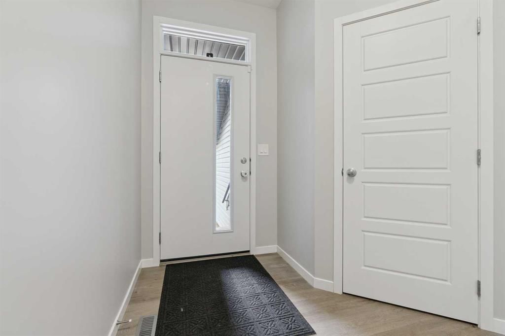 98 Seton Road SE, Calgary — photo 4 of 43