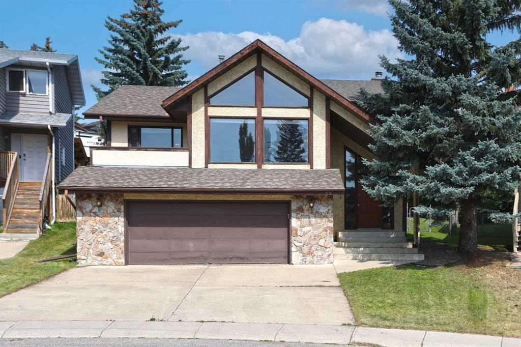 52 Edgeland Road NW, Calgary — main listing photo