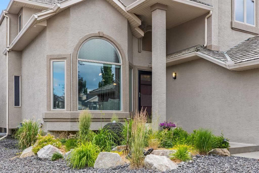 58 Mt Gibraltar Place SE, Calgary — photo 2 of 48