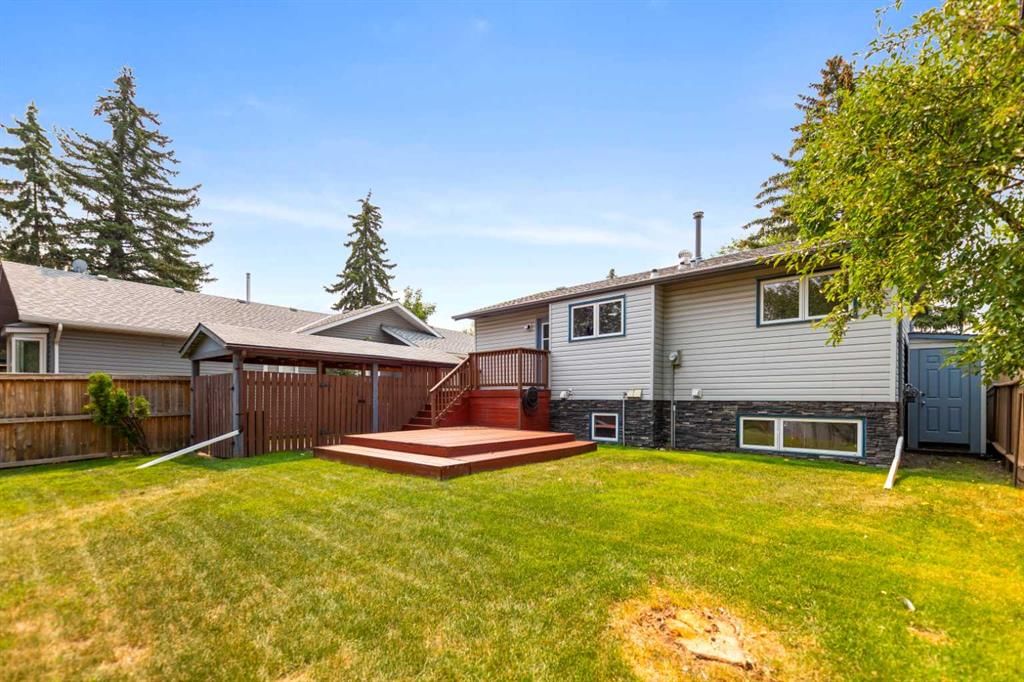 14695 Deer Ridge Drive SE, Calgary — photo 4 of 43