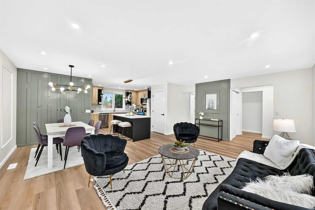 545 Madeira Drive NE, Calgary — photo 5 of 50