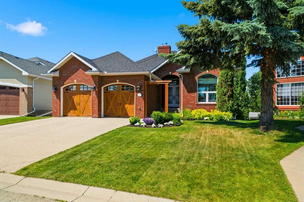167 Valley Ridge Green NW, Calgary — recently sold home