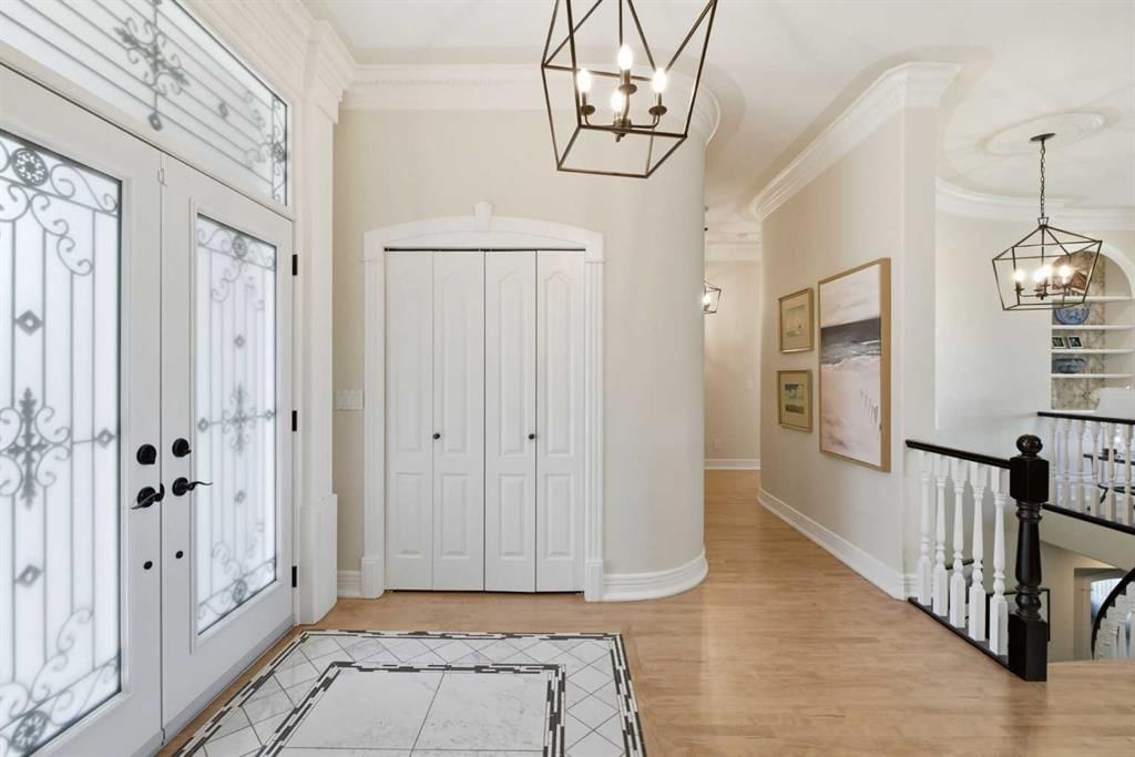 167 Valley Ridge Green NW, Calgary — photo 2 of 27