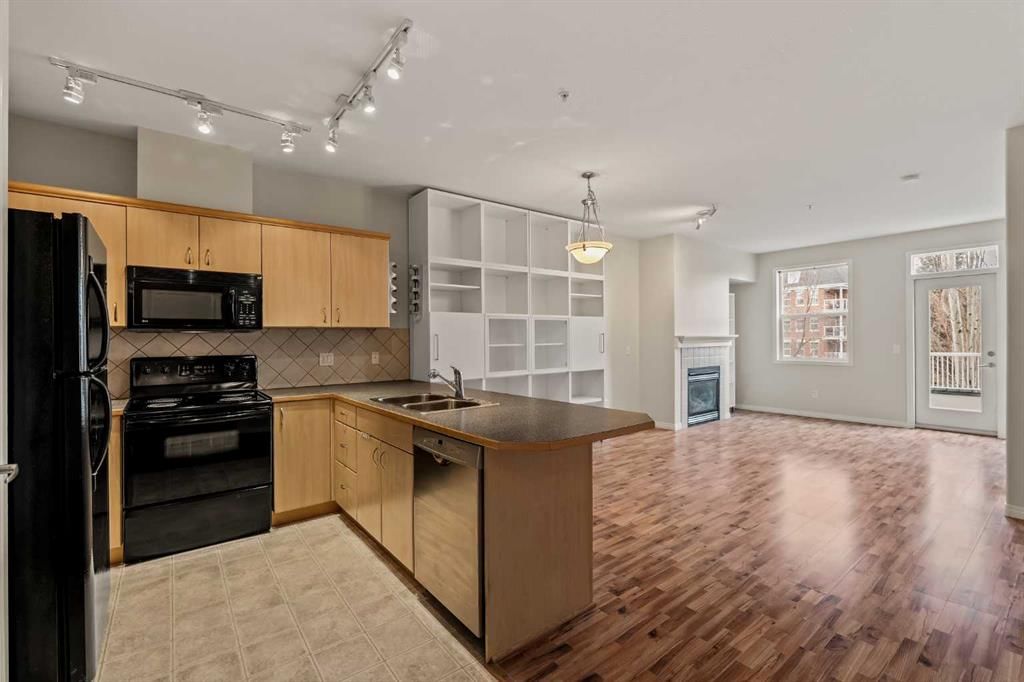 206, 3651 Marda Link SW, Calgary — photo 5 of 42