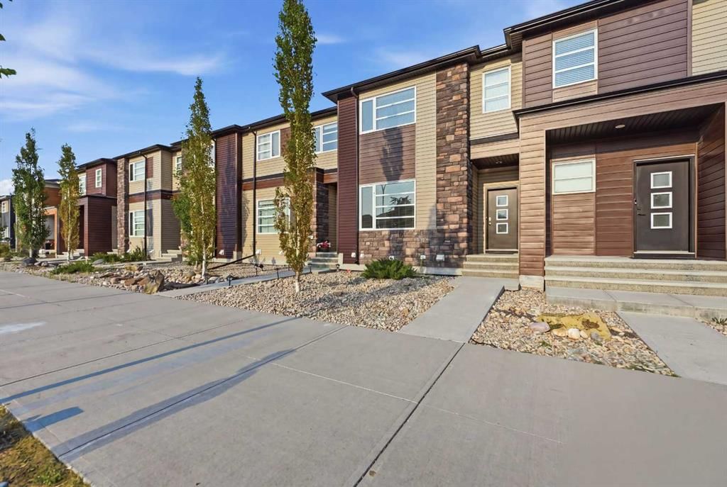 1636 Cornerstone Boulevard NE, Calgary — photo 2 of 30