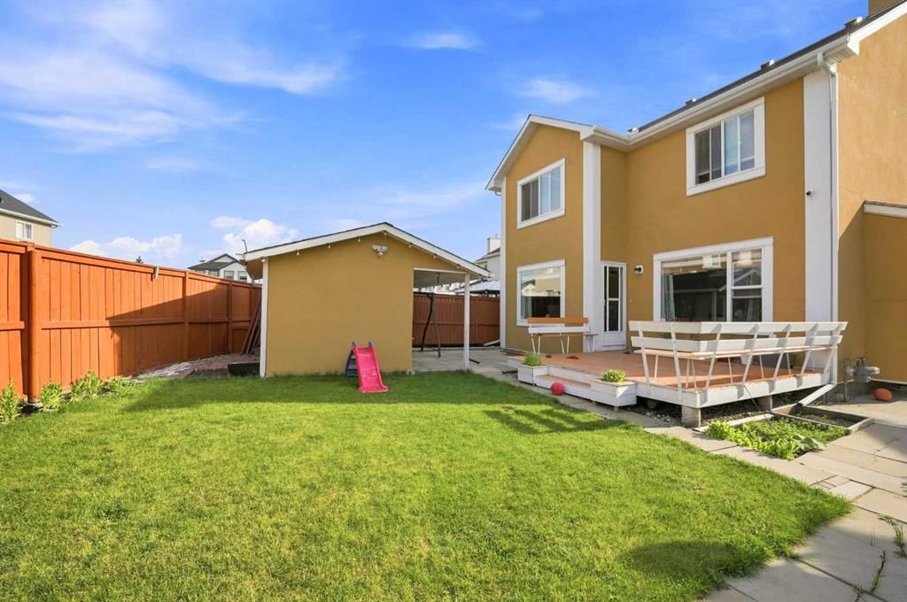 278 Martha's Manor NE, Calgary — photo 3 of 48
