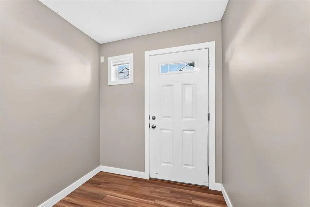 141 Pantego Lane NW, Calgary — photo 2 of 49