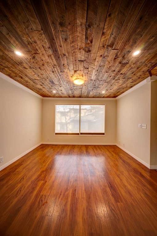 30, 380 Bermuda Drive NW, Calgary — photo 4 of 28